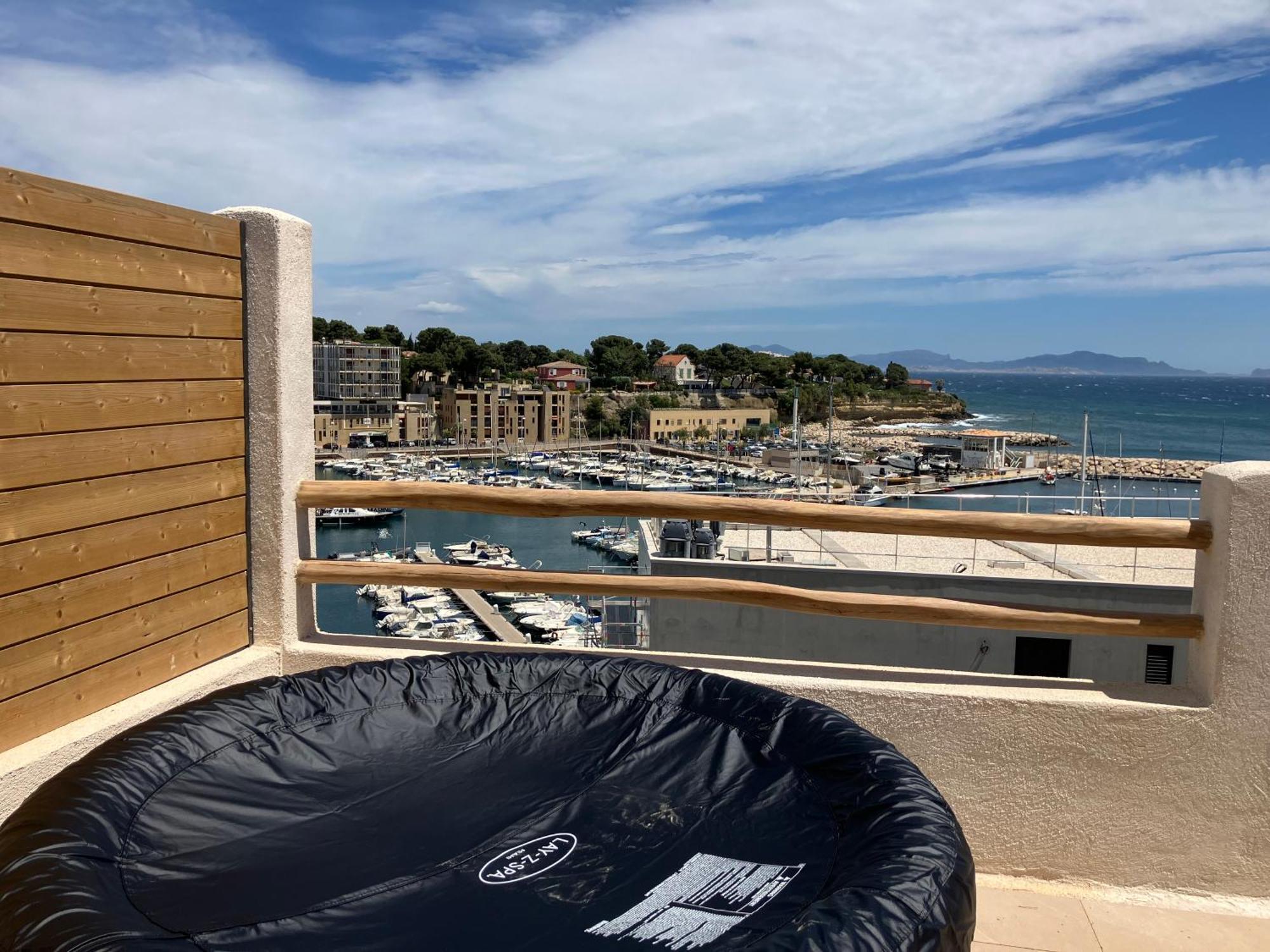 T2 Vue Sur Le Port Jacuzzi Terrasse Et Parking Lejlighed Carry-le-Rouet Eksteriør billede