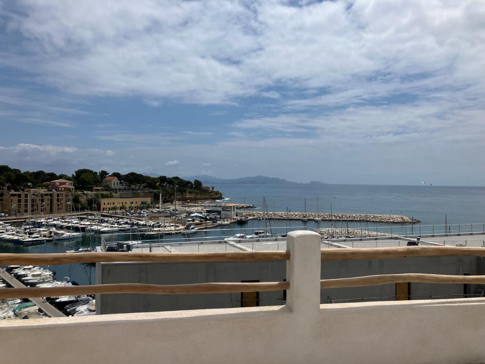 T2 Vue Sur Le Port Jacuzzi Terrasse Et Parking Lejlighed Carry-le-Rouet Eksteriør billede