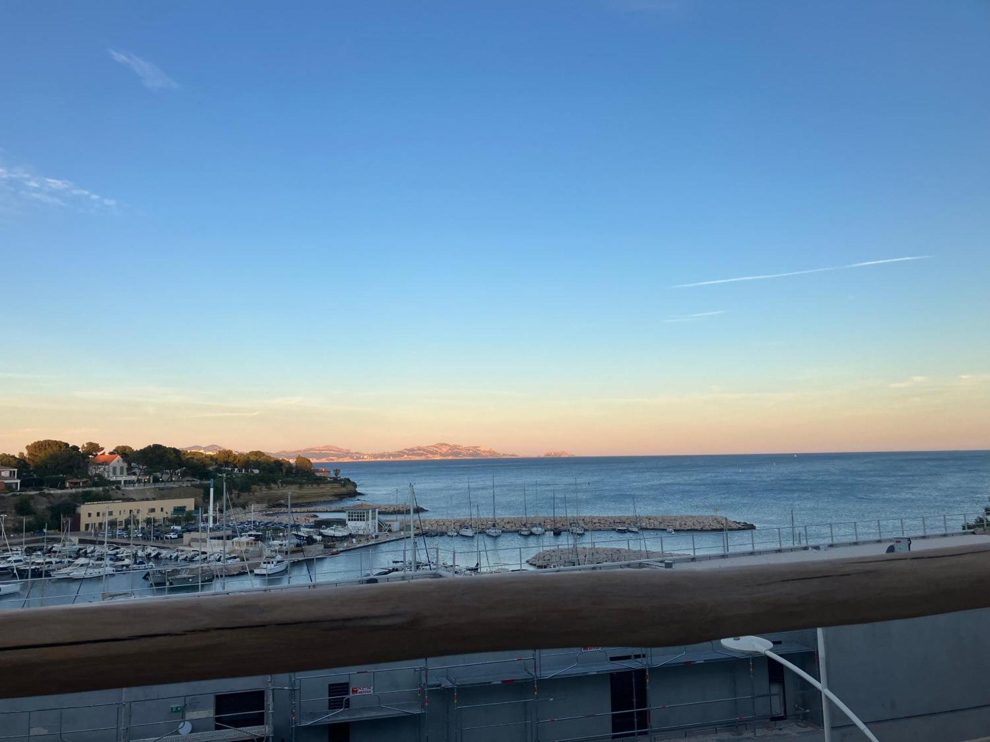 T2 Vue Sur Le Port Jacuzzi Terrasse Et Parking Lejlighed Carry-le-Rouet Eksteriør billede
